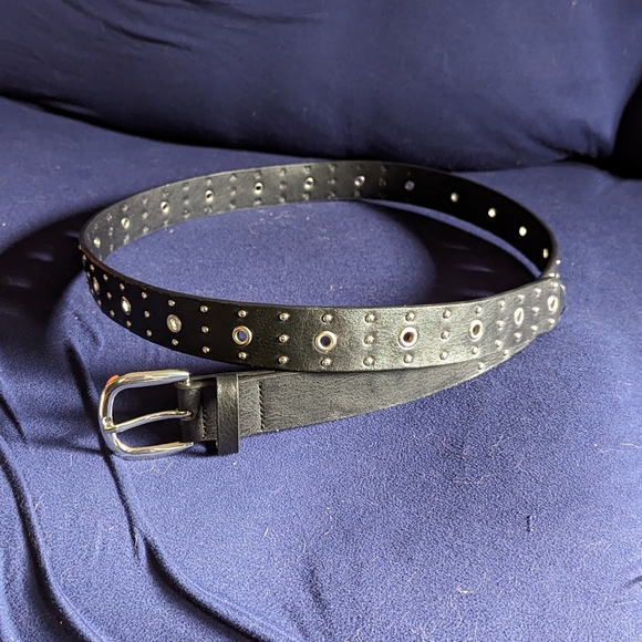 Punk eyelets belts - Picture 3 of 4